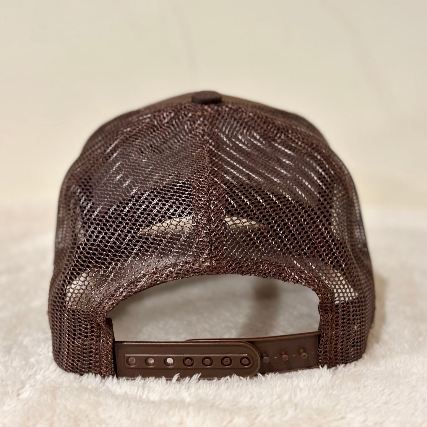 iLL Shot Trucker Hat (BROWN)
